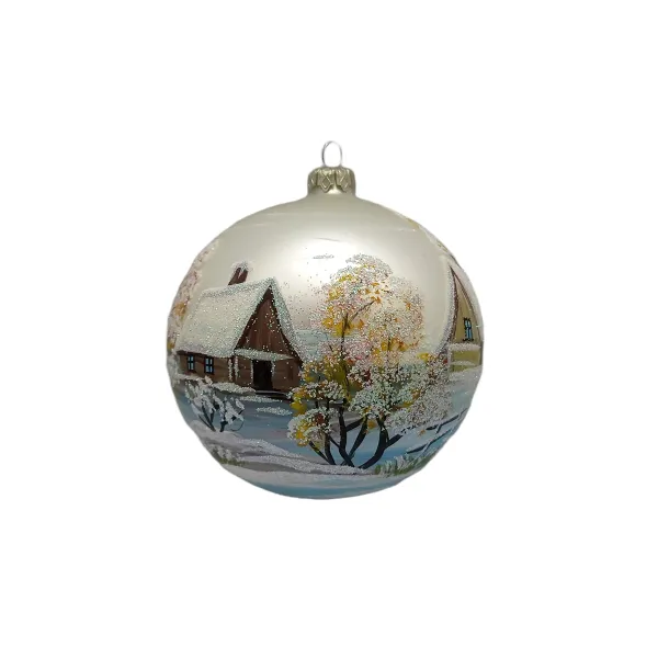 Exklusive schöne Christbaumkugel aus Glas in weiß matt mit schöner Winterlandschaft, 12 cm