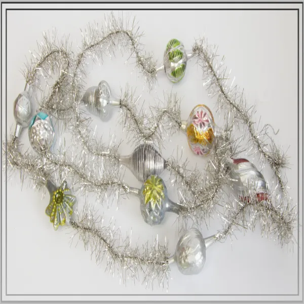 Exklusive Tinselkette 10 Glasteile gemischt, Silber 150 cm nostalgischer Christbaumschmuck liebevoll